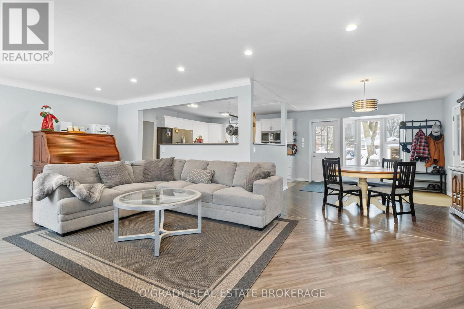 3 Davison Avenue, Brockville, Ontario  K6V 3C3 - Photo 14 - X12642150