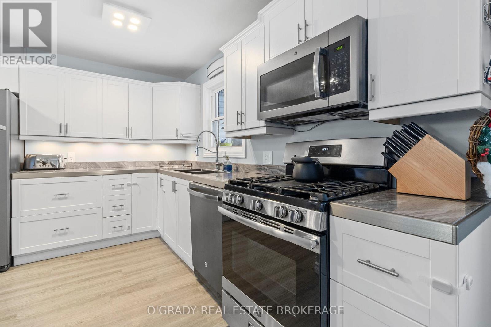 3 Davison Avenue, Brockville, Ontario  K6V 3C3 - Photo 22 - X12642150