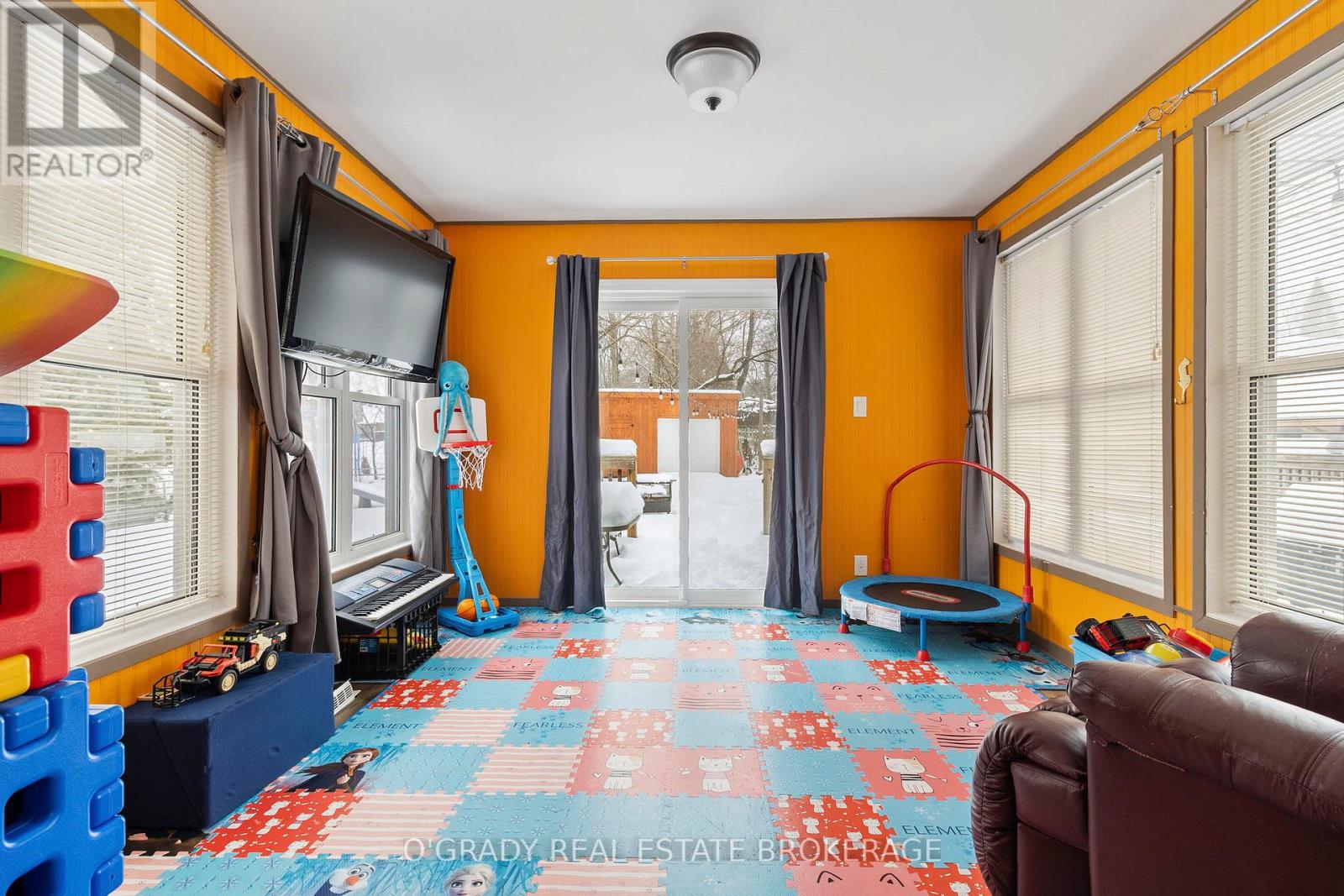 3 Davison Avenue, Brockville, Ontario  K6V 3C3 - Photo 33 - X12642150