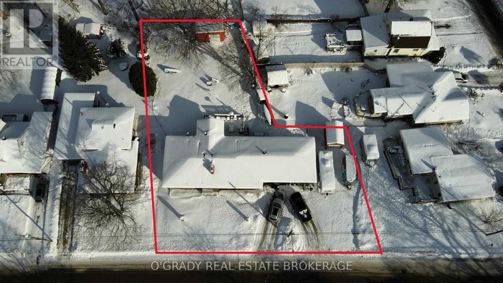 3 Davison Avenue, Brockville, Ontario  K6V 3C3 - Photo 4 - X12642150