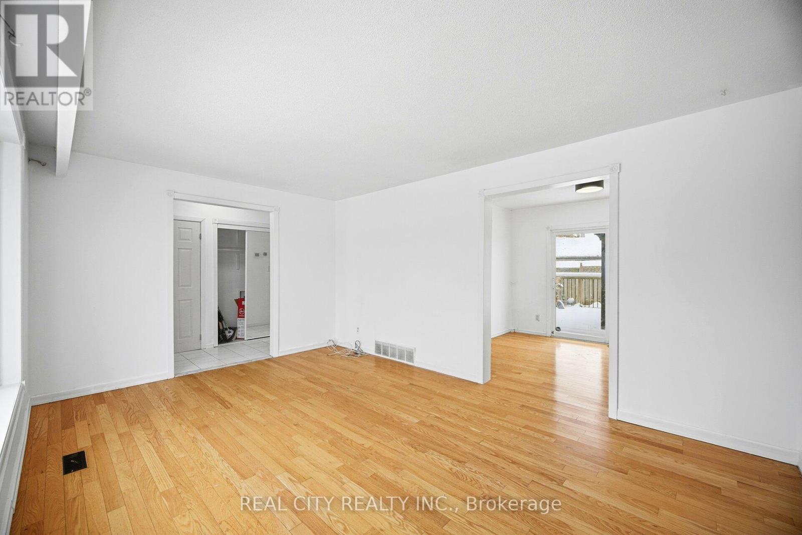 156 Gladstone Avenue, Oshawa, Ontario  L1J 4E7 - Photo 11 - E12642122