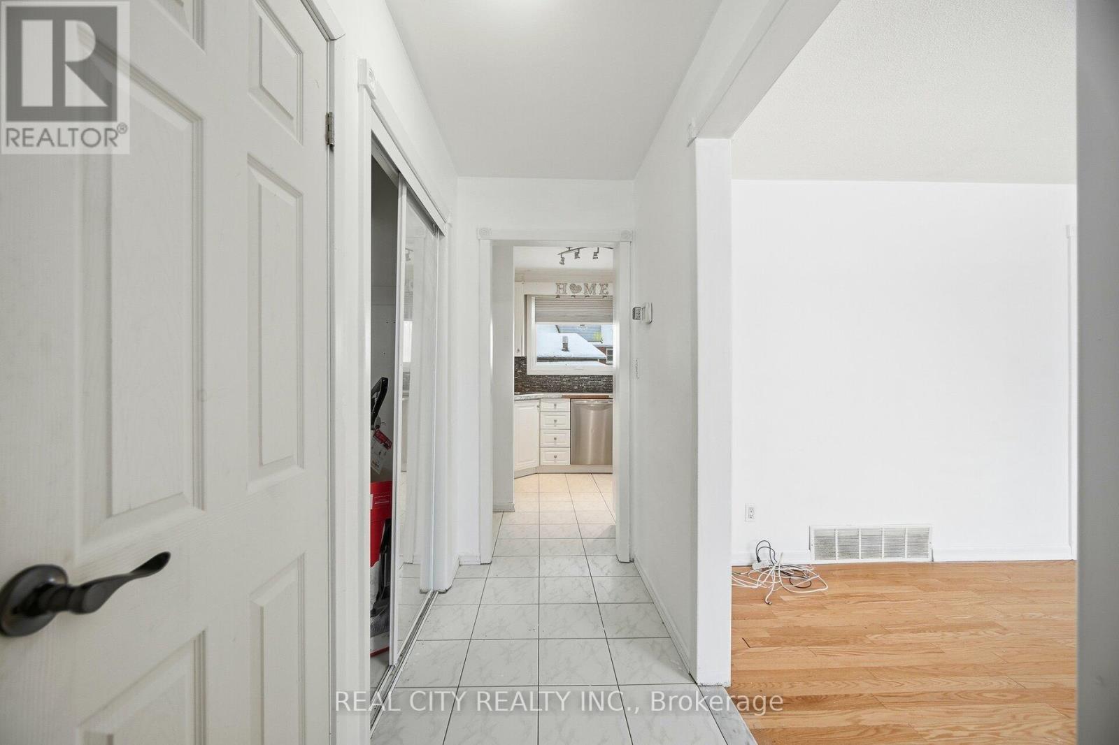 156 Gladstone Avenue, Oshawa, Ontario  L1J 4E7 - Photo 8 - E12642122