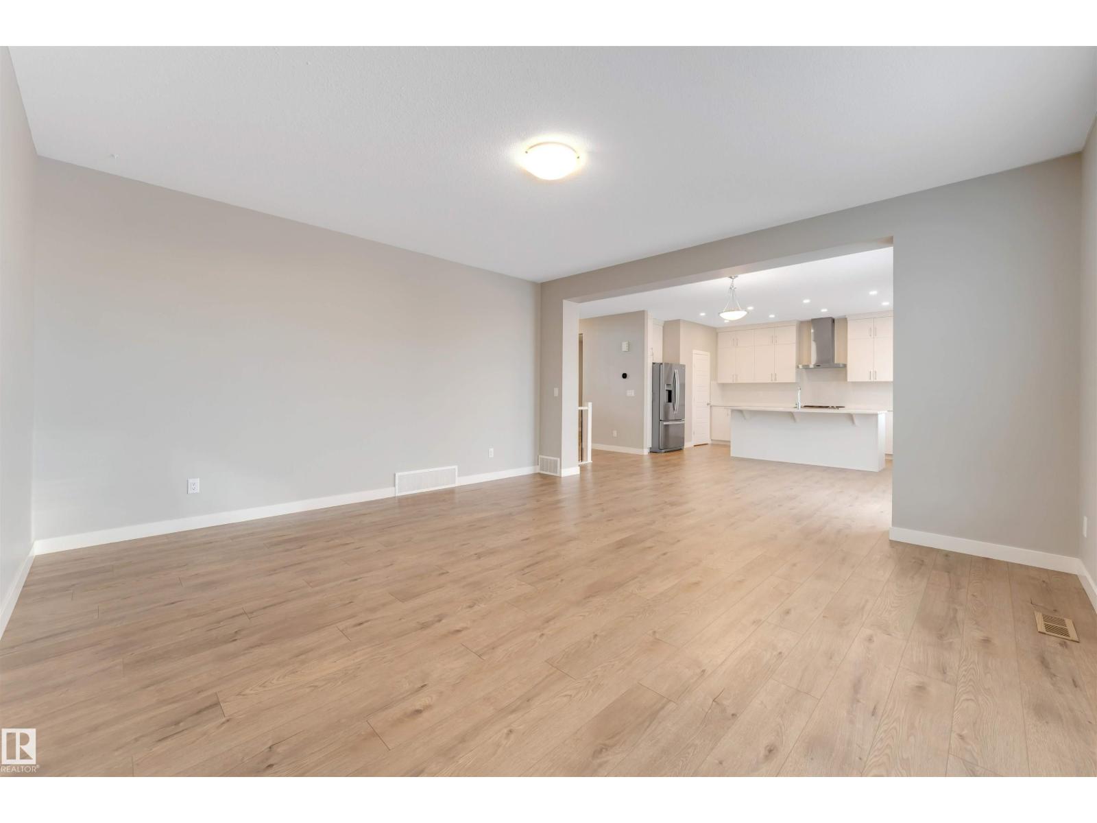 20508 20 Av Nw Nw, Edmonton, Alberta  T6M 1M7 - Photo 12 - E4468335