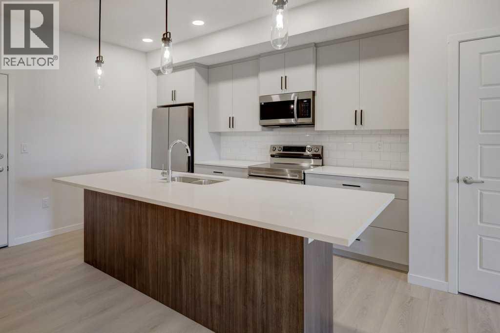 Calgary Apartment for sale:  1 bedroom 653 sq.ft. (Listed 2025-12-18)