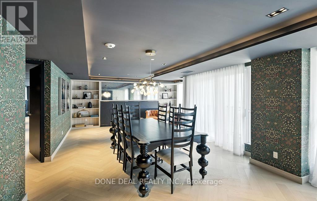 722 - 405 Dundas Street W, Oakville, Ontario  L6M 5P9 - Photo 25 - W12642152