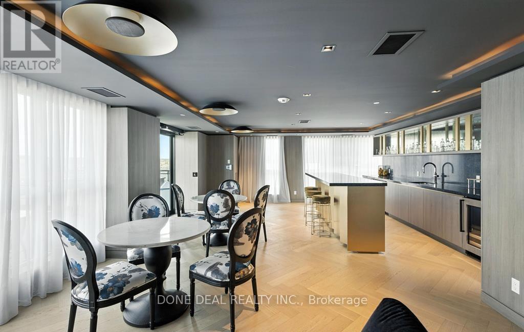 722 - 405 Dundas Street W, Oakville, Ontario  L6M 5P9 - Photo 27 - W12642152