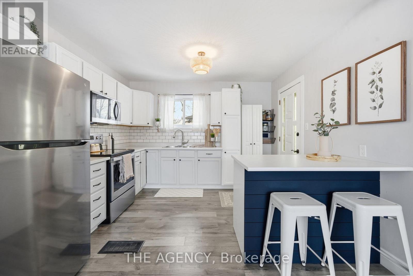 30 Elmer Street, Belleville, Ontario  K8P 1Z7 - Photo 10 - X12642164