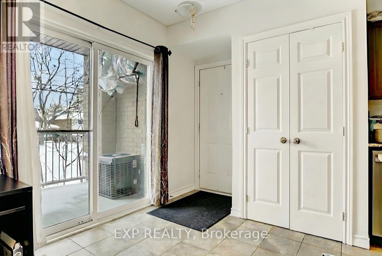 4 - 1220 Mcwatters Road, Ottawa, Ontario  K2C 3Y1 - Photo 4 - X12642154