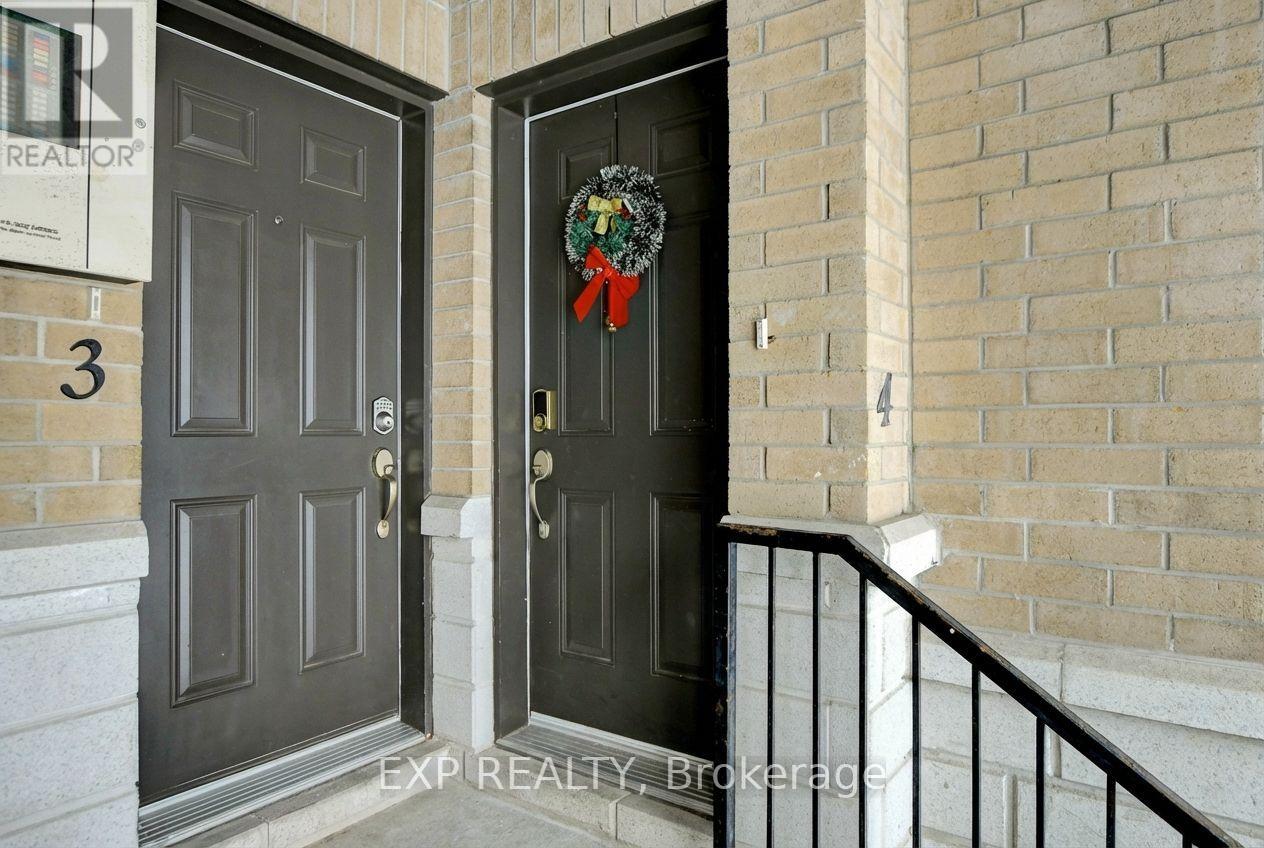 4 - 1220 Mcwatters Road, Ottawa, Ontario  K2C 3Y1 - Photo 3 - X12642154