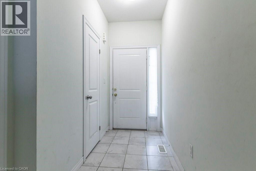 26 Dayman Drive, Ancaster, Ontario  L9K 0J9 - Photo 5 - 40794551