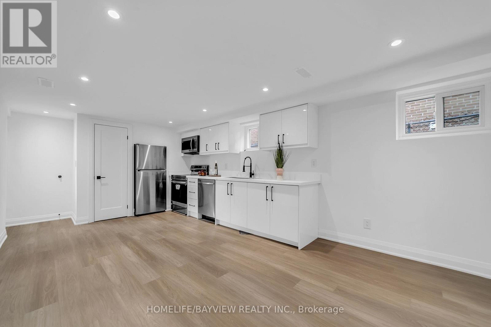 (Unit 2) - 78 Clancy Drive, Toronto, Ontario  M2J 2V8 - Photo 4 - C12642176