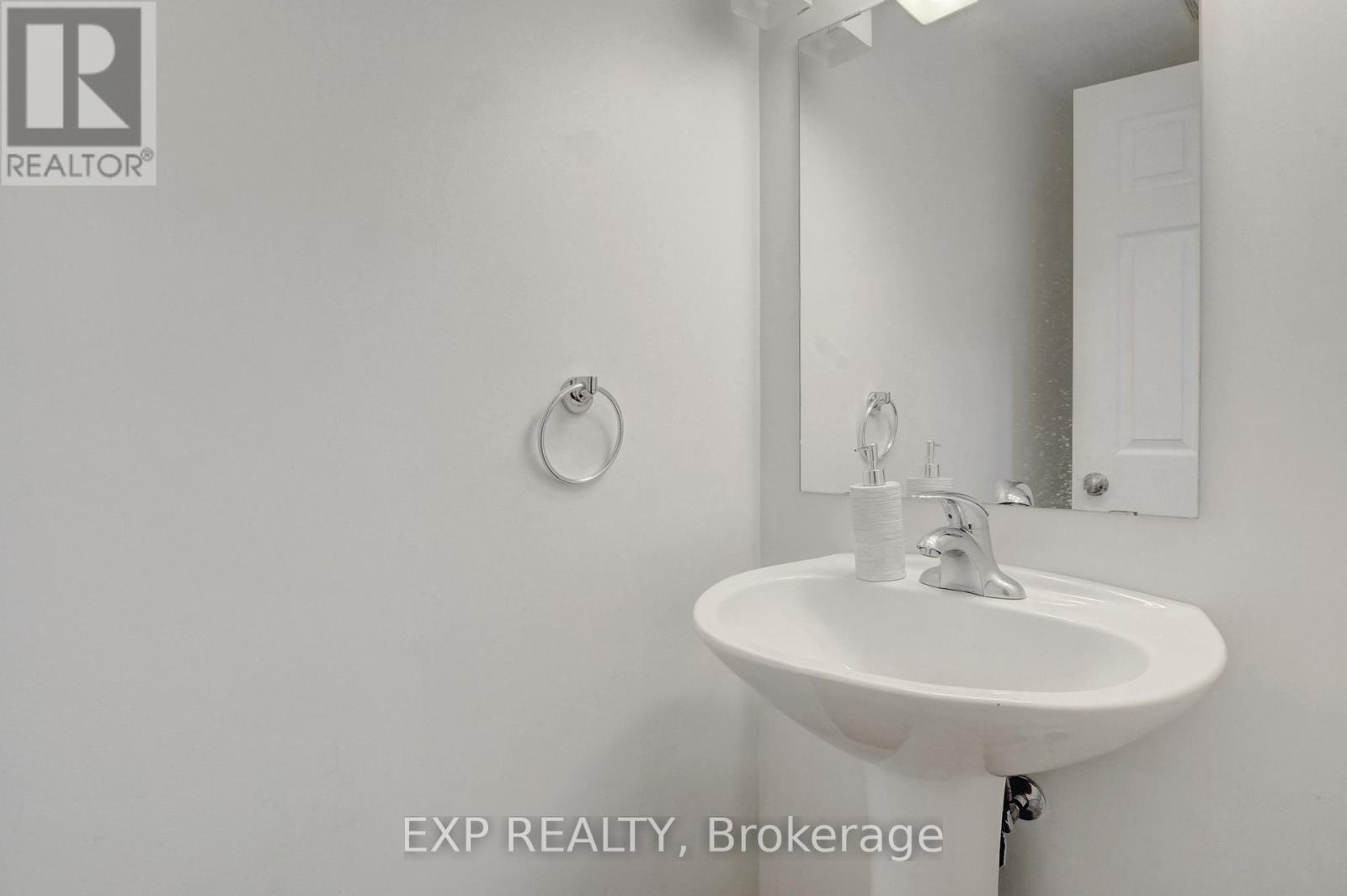 4 - 1220 Mcwatters Road, Ottawa, Ontario  K2C 3Y1 - Photo 14 - X12642154