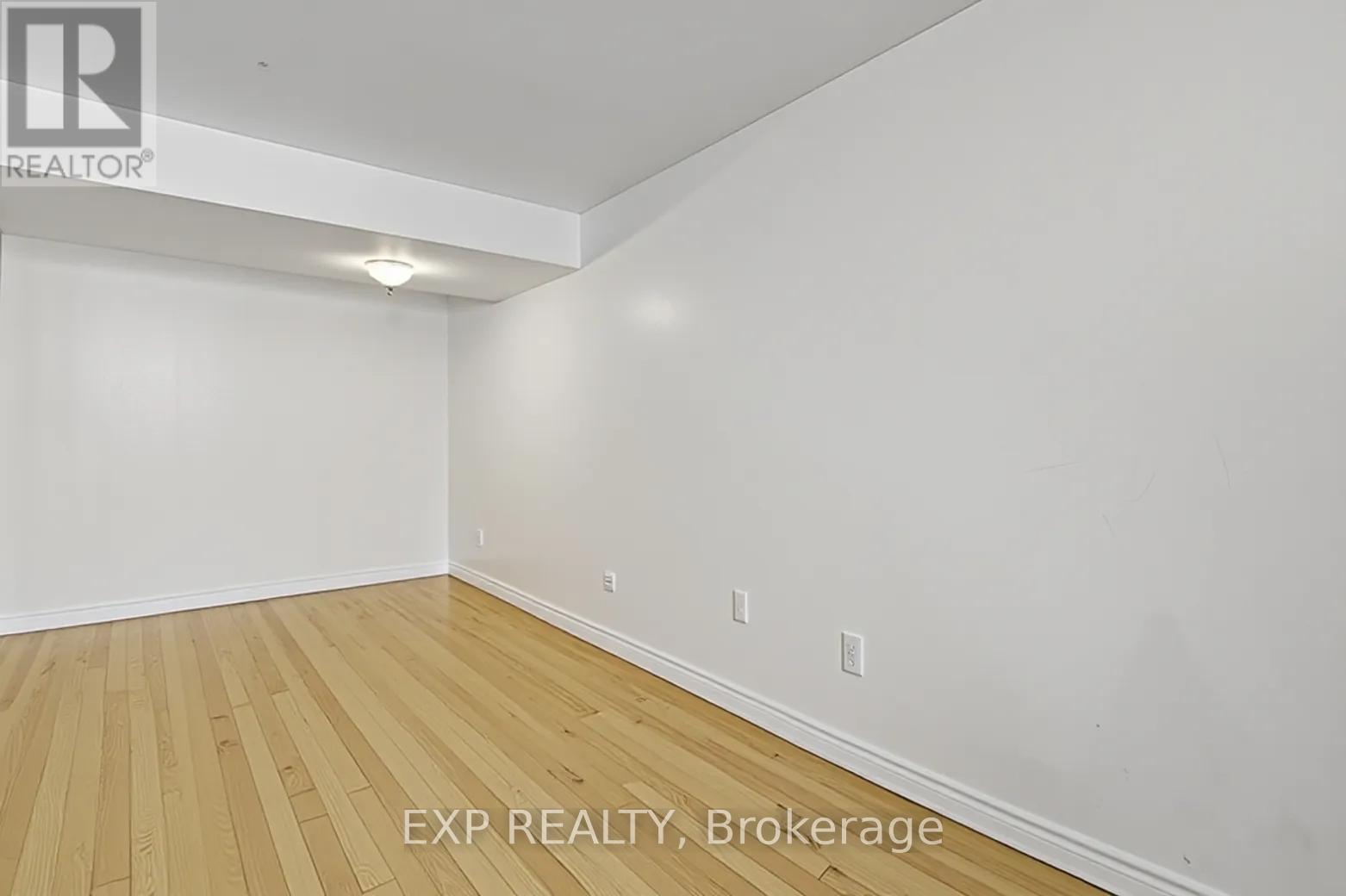 4 - 1220 Mcwatters Road, Ottawa, Ontario  K2C 3Y1 - Photo 12 - X12642154