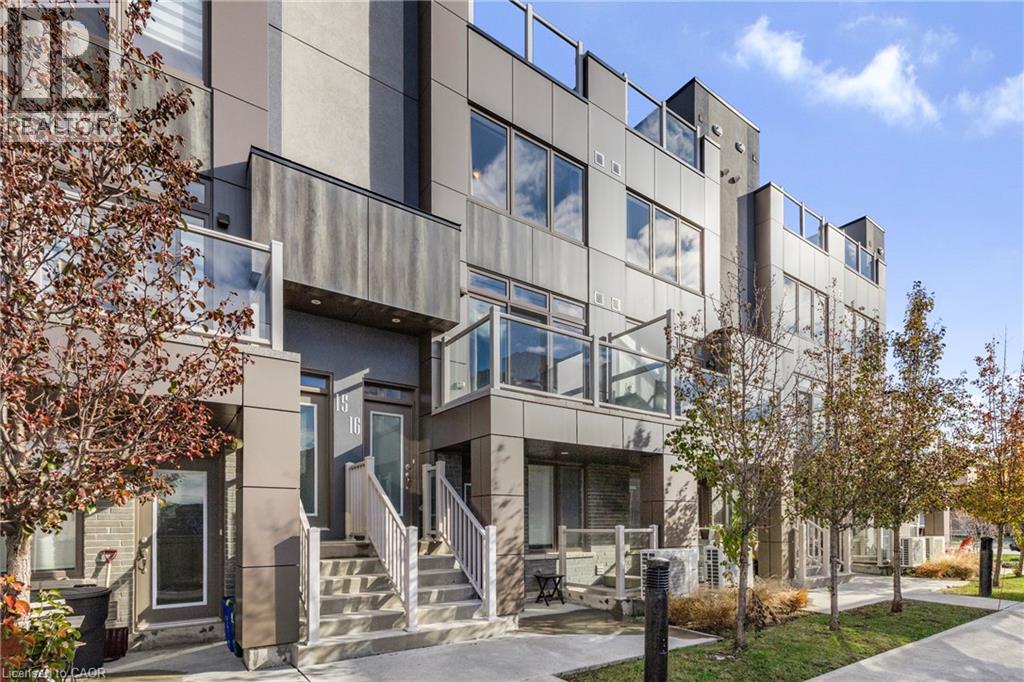 261 Skinner Road Unit# 16, Waterdown, Ontario  L8B 1W6 - Photo 3 - 40792190