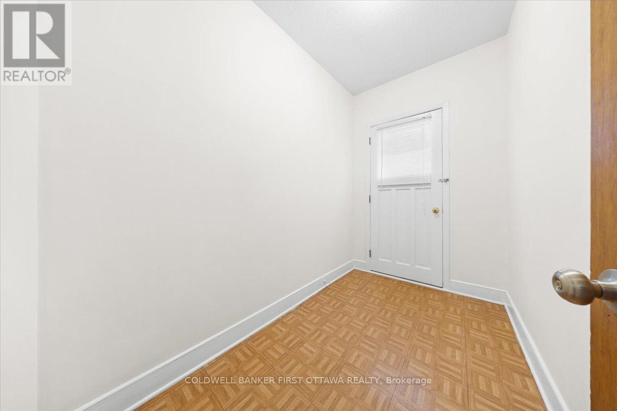 281 Cambridge Street N, Ottawa, Ontario  K1R 7B1 - Photo 16 - X12642208