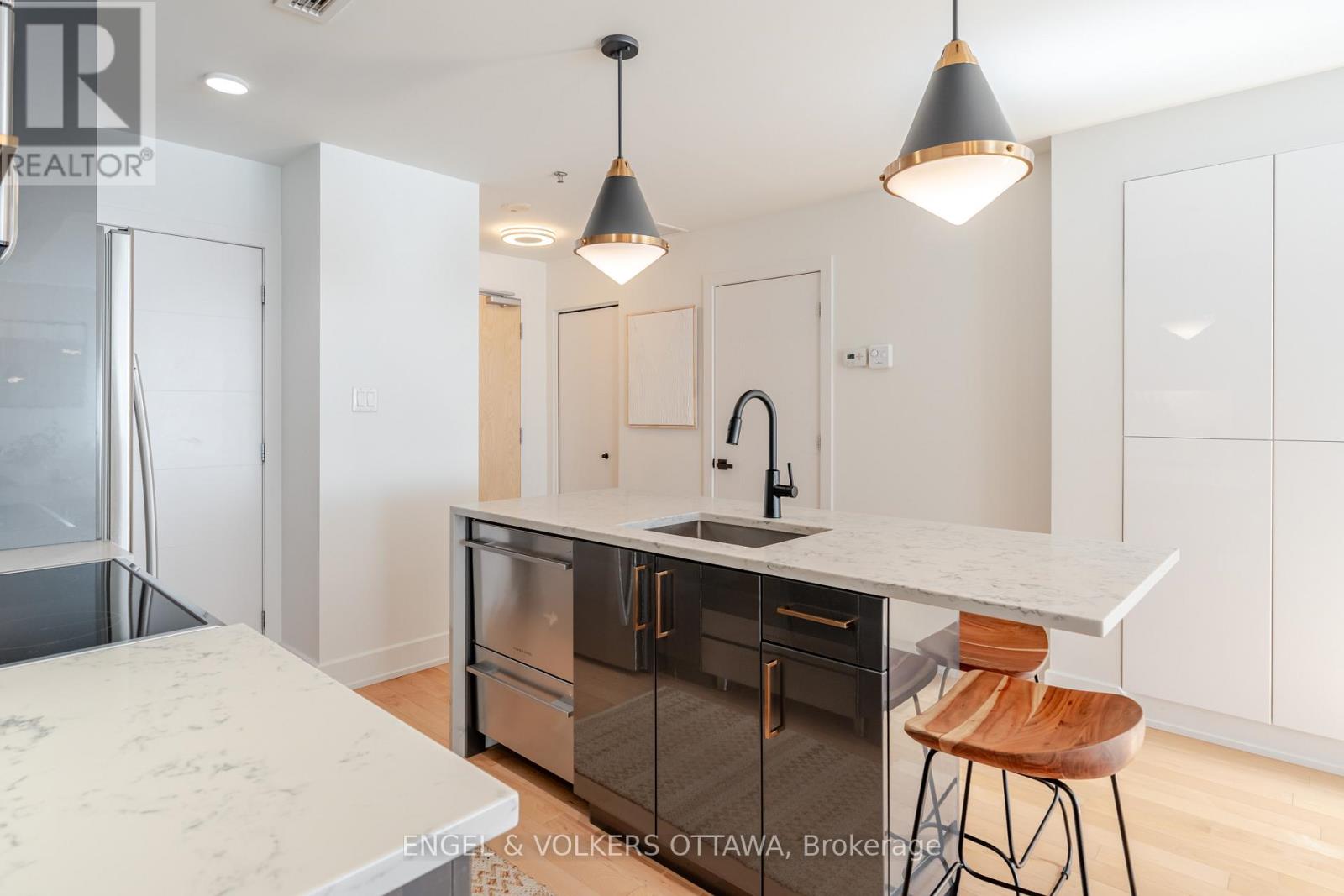 218 - 197 Lisgar Street, Ottawa, Ontario  K2P 0X5 - Photo 5 - X12642214