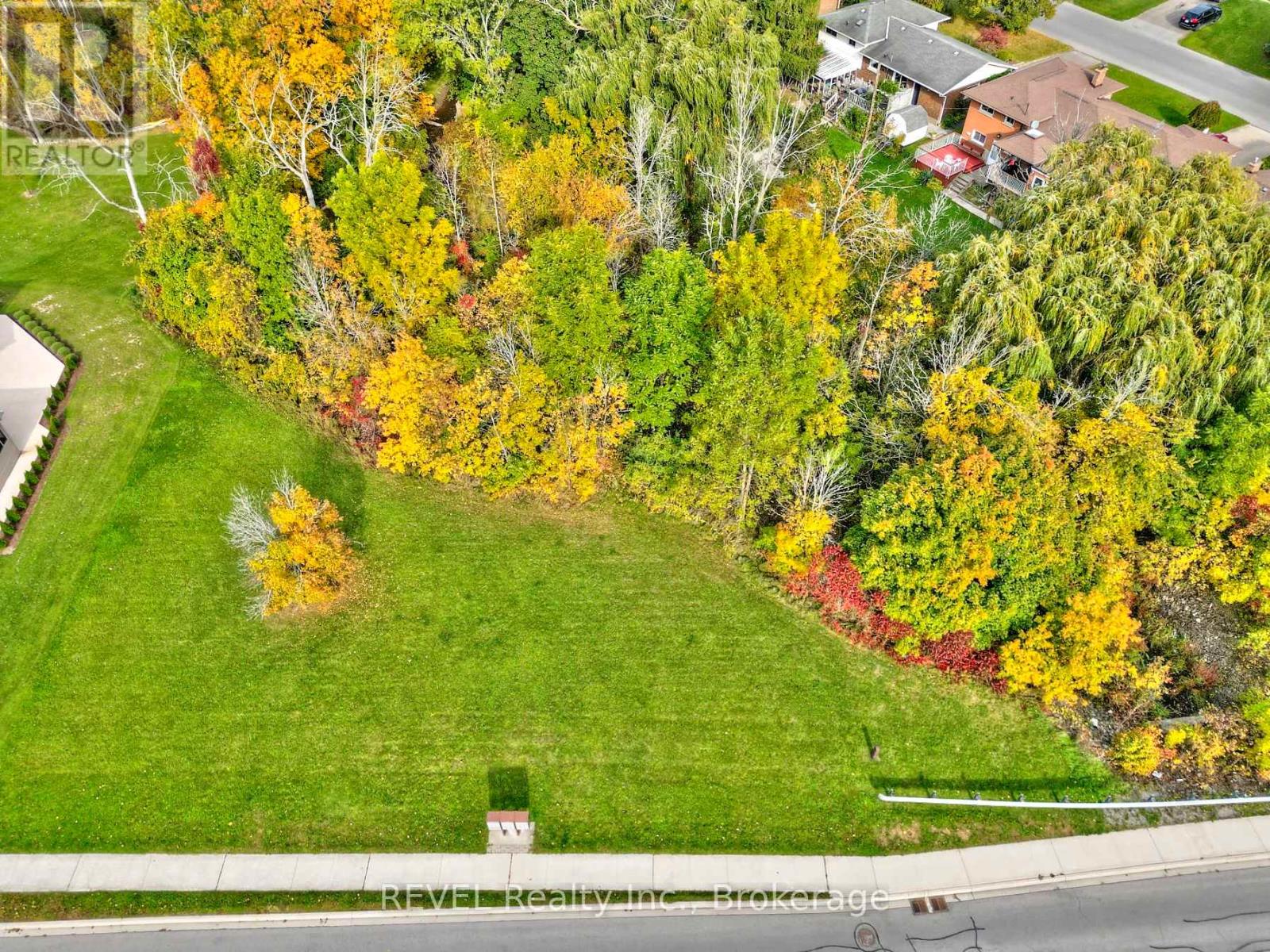 55-63 Colbeck Drive, Welland, Ontario  L3C 7B2 - Photo 3 - X12642202