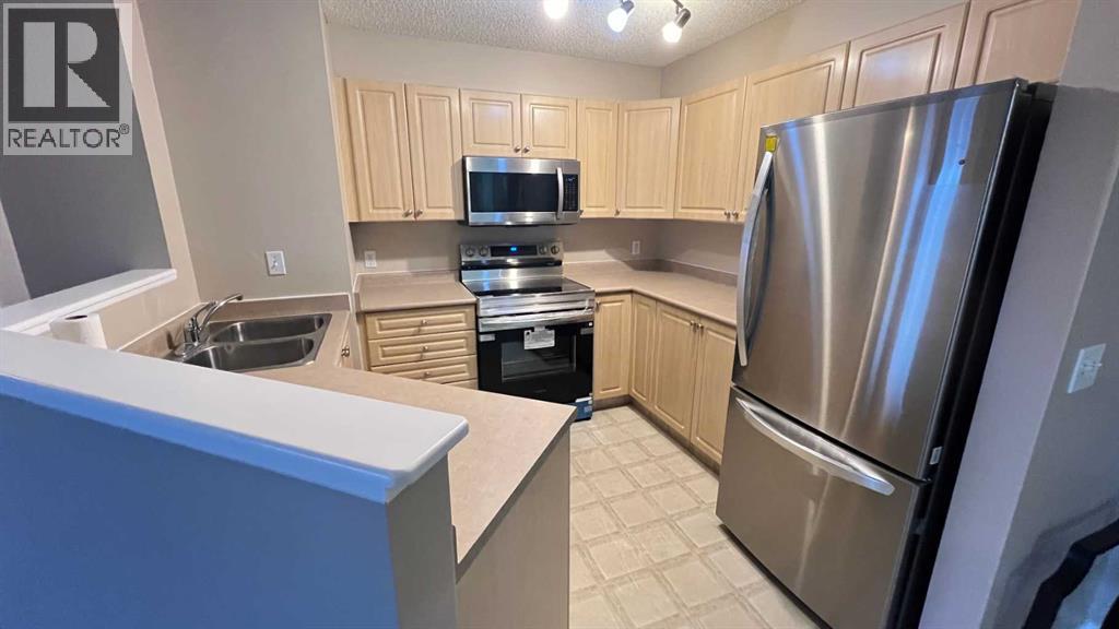 1208, 12 Cimarron Common, Okotoks, Alberta  T1S 2G1 - Photo 9 - A2275525