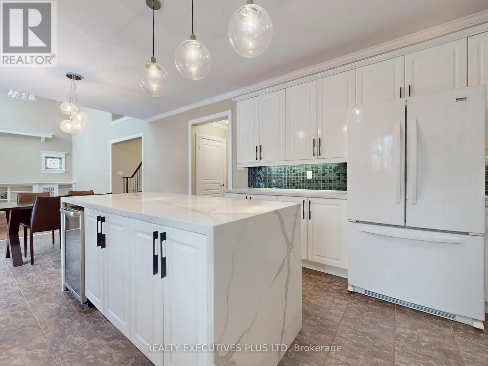 46 Williamson Drive W, Ajax, Ontario  L1T 4M9 - Photo 8 - E12642196