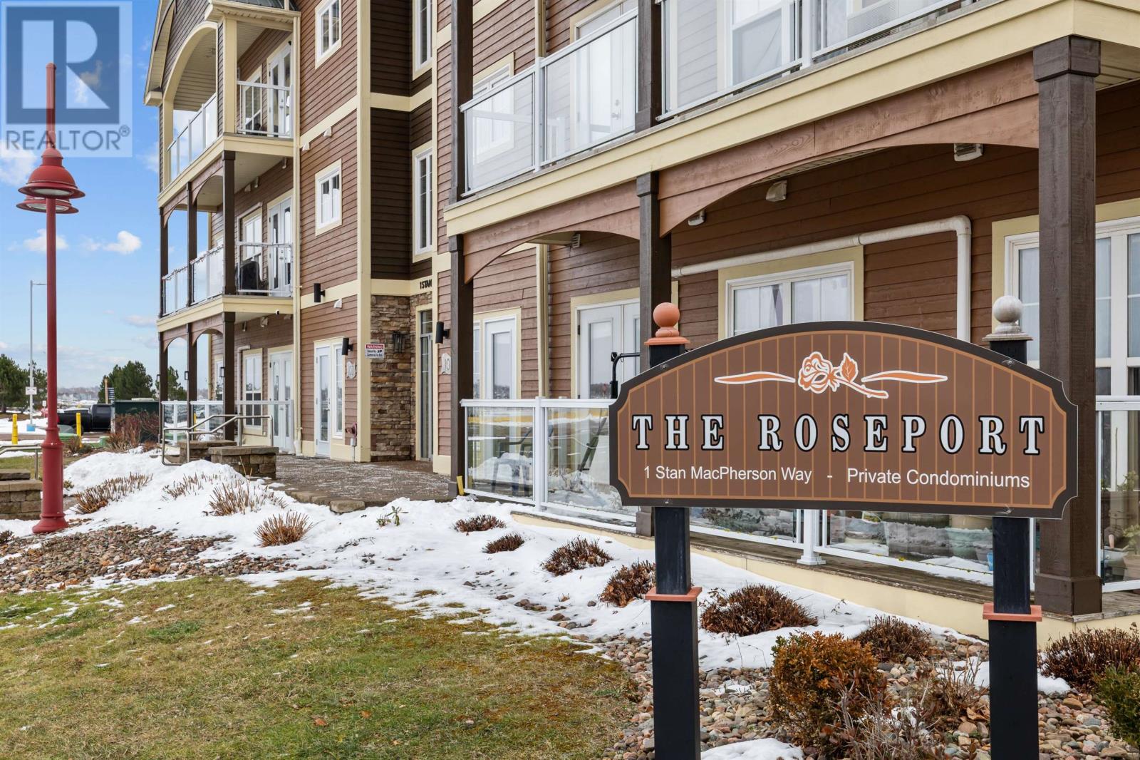 203 1 Stan Macpherson Way, Charlottetown, Prince Edward Island C1A 0B4 - Photo 4 - 202529586