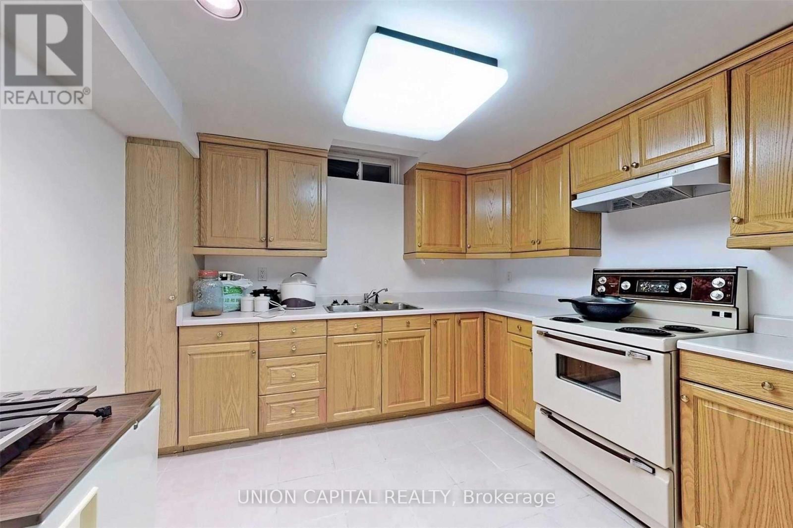 51 Kimbark Crescent, Markham, Ontario  L3R 8P5 - Photo 30 - N12642212