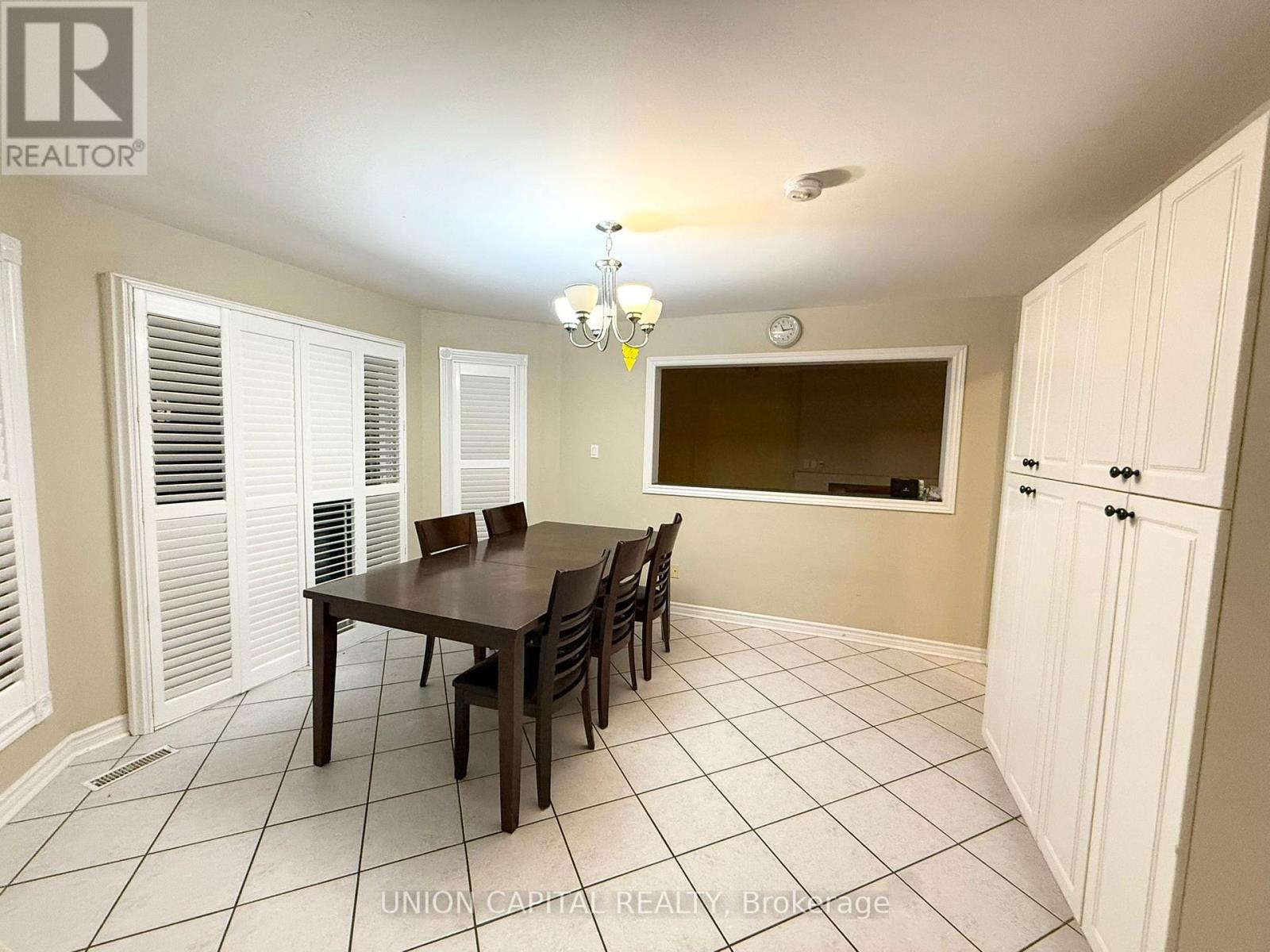 51 Kimbark Crescent, Markham, Ontario  L3R 8P5 - Photo 8 - N12642212