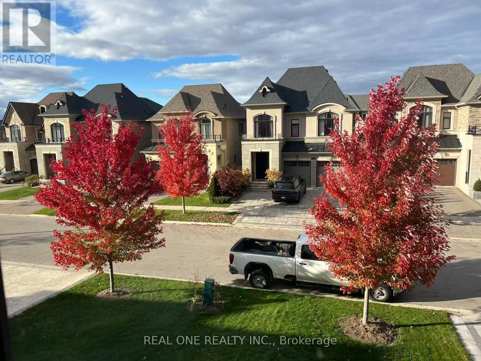 45 Shining Willow Court, Richmond Hill, Ontario  L4C 5N6 - Photo 40 - N12642216