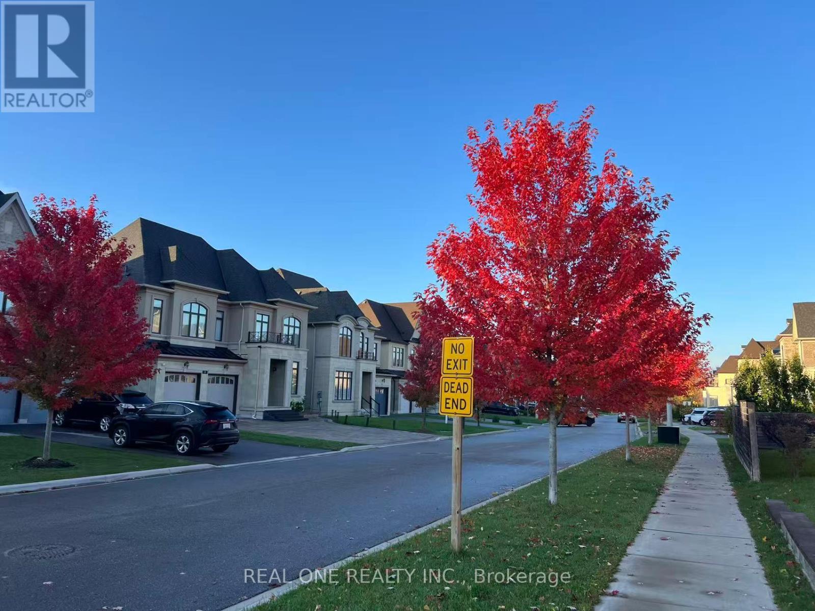 45 Shining Willow Court, Richmond Hill, Ontario  L4C 5N6 - Photo 42 - N12642216