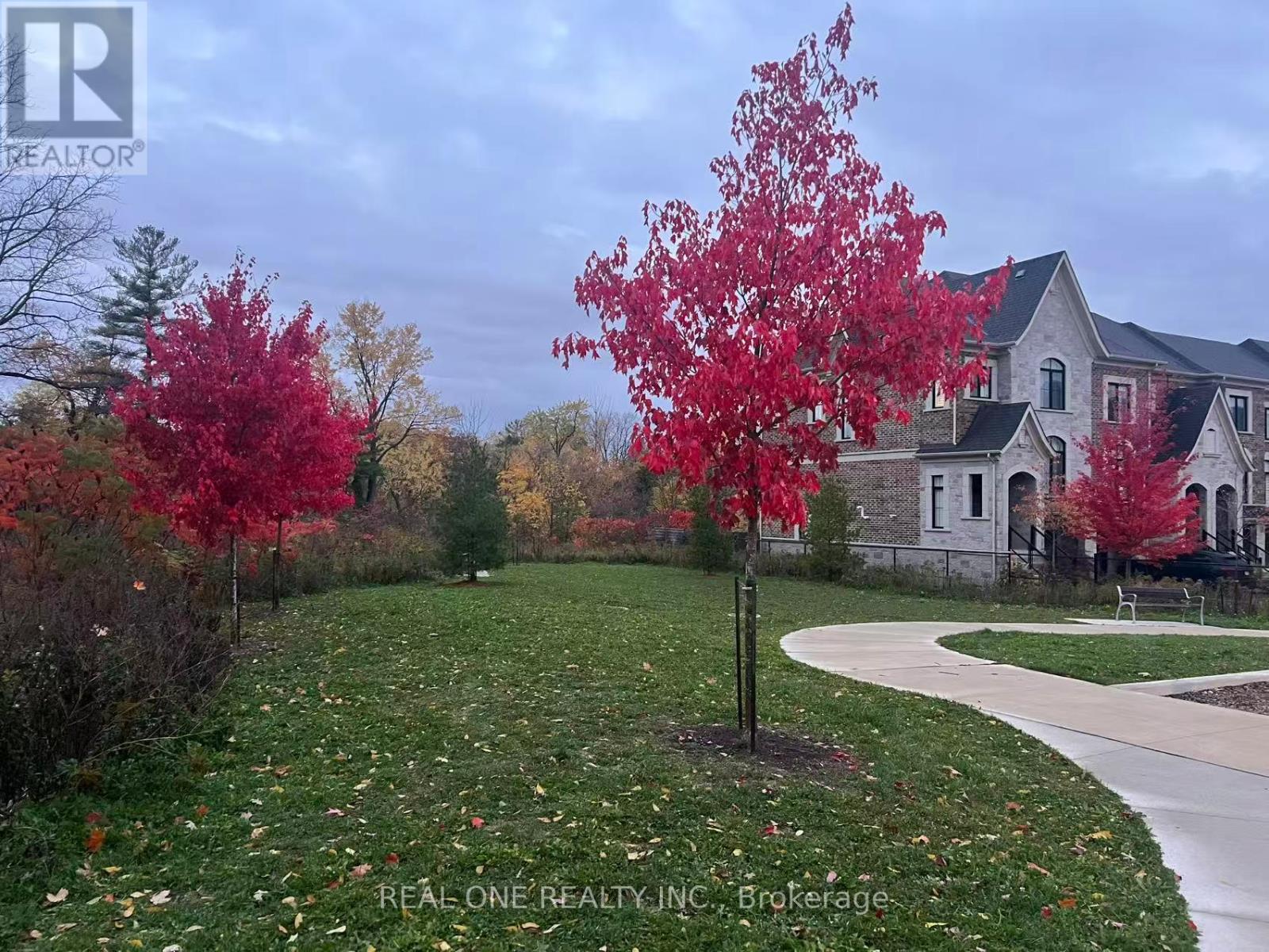 45 Shining Willow Court, Richmond Hill, Ontario  L4C 5N6 - Photo 43 - N12642216