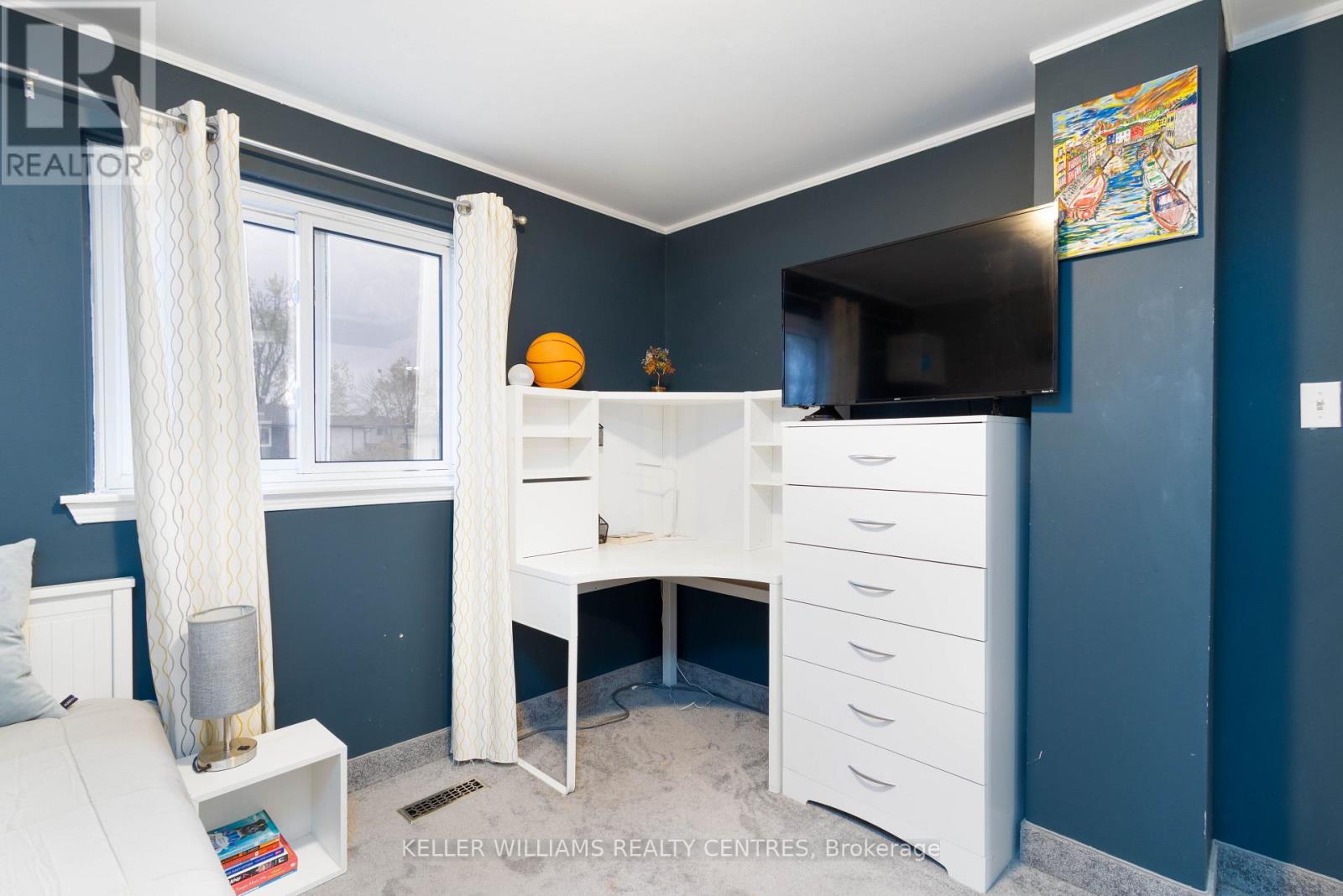 66 Chaucer Crescent, Barrie, Ontario  L4N 4T7 - Photo 15 - S12642190