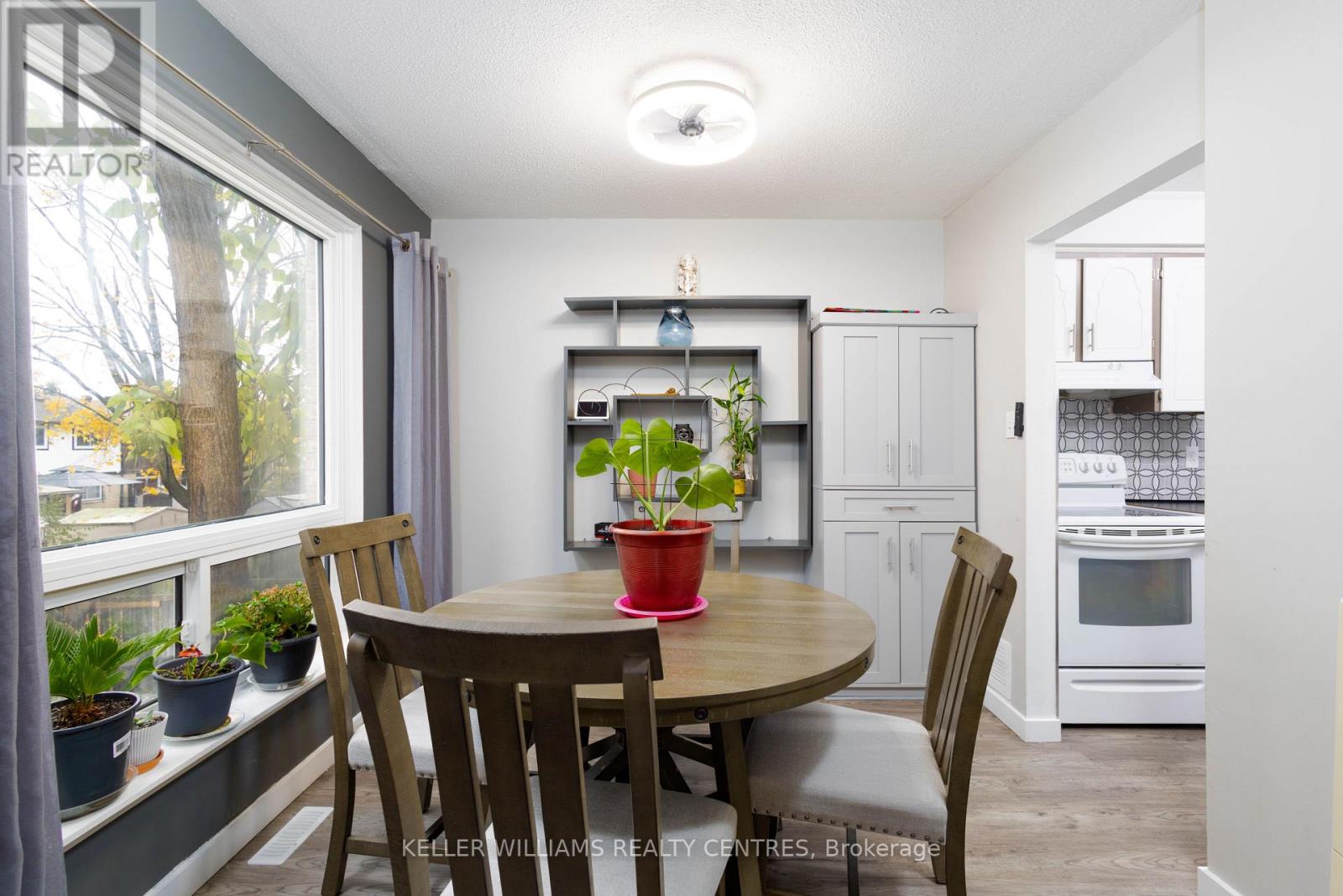 66 Chaucer Crescent, Barrie, Ontario  L4N 4T7 - Photo 6 - S12642190