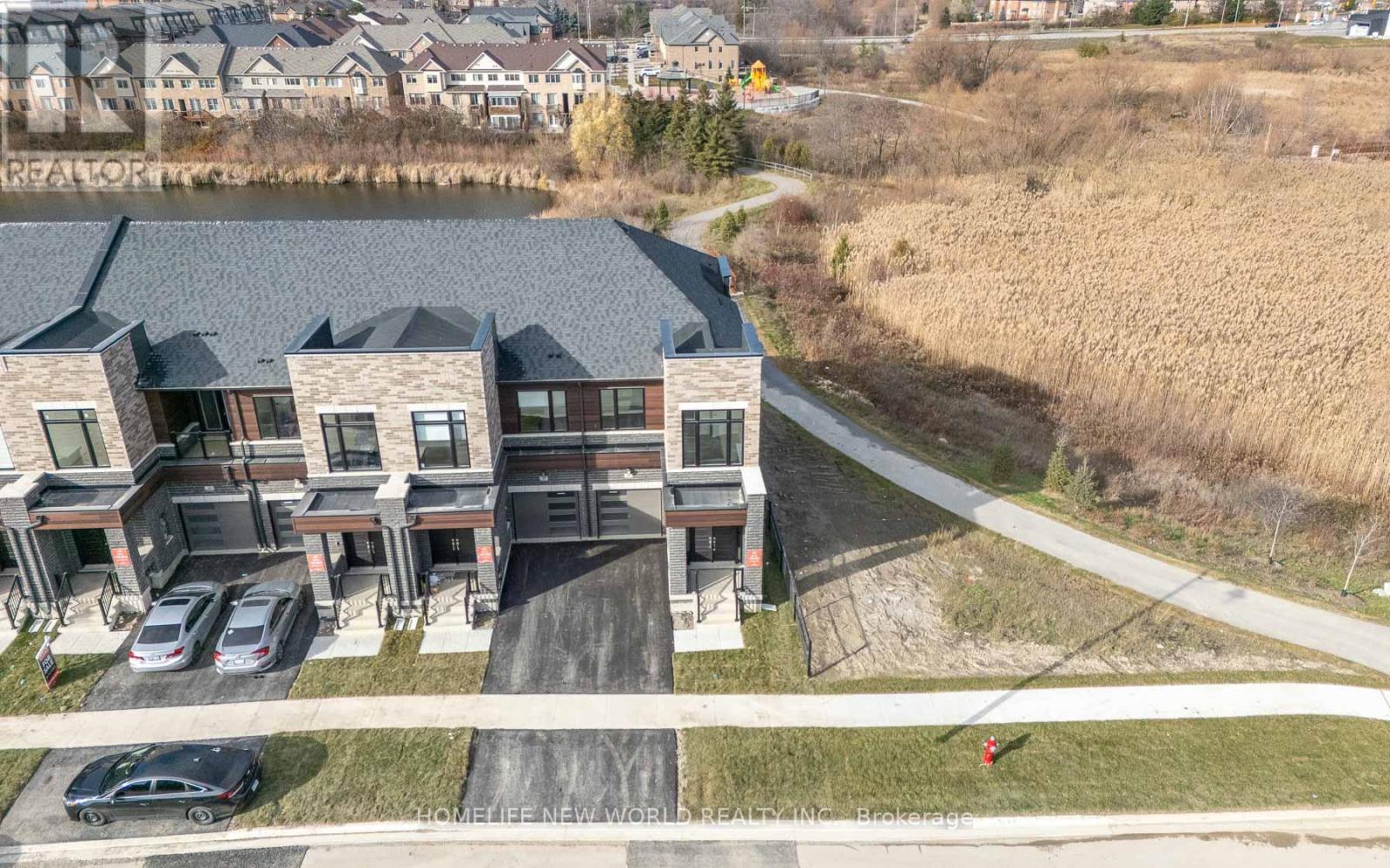 34 Falby Road, Brampton, Ontario  L6P 4L9 - Photo 2 - W12584048