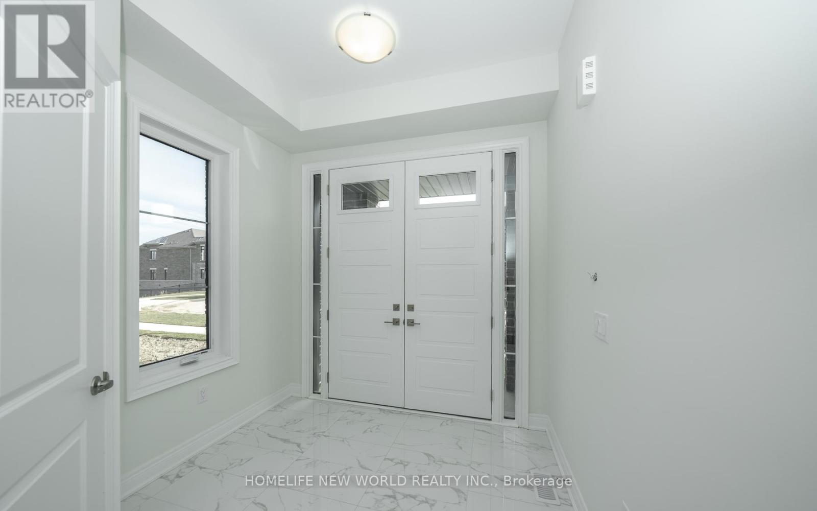 34 Falby Road, Brampton, Ontario  L6P 4L9 - Photo 4 - W12584048