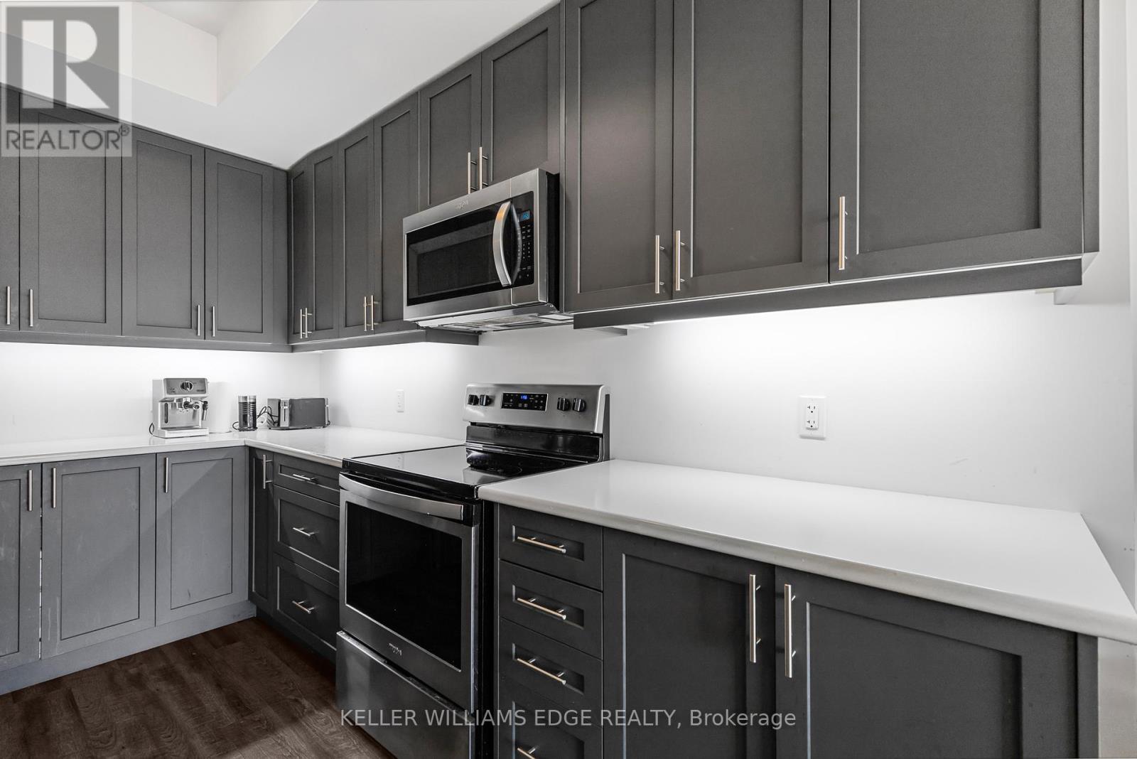 16 - 261 Skinner Road, Hamilton, Ontario  L8B 1W6 - Photo 12 - X12598918