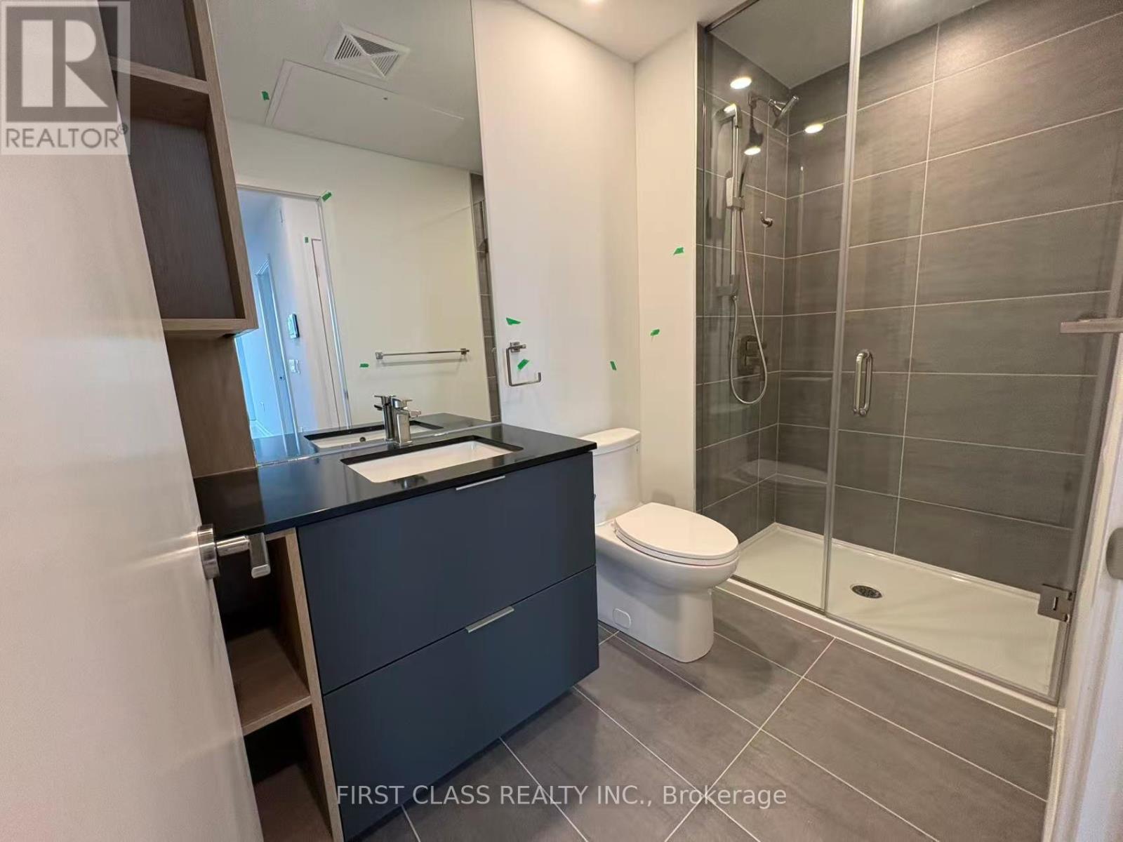 519 - 1 Fairview Road E, Mississauga, Ontario  L5A 0B4 - Photo 7 - W12642188