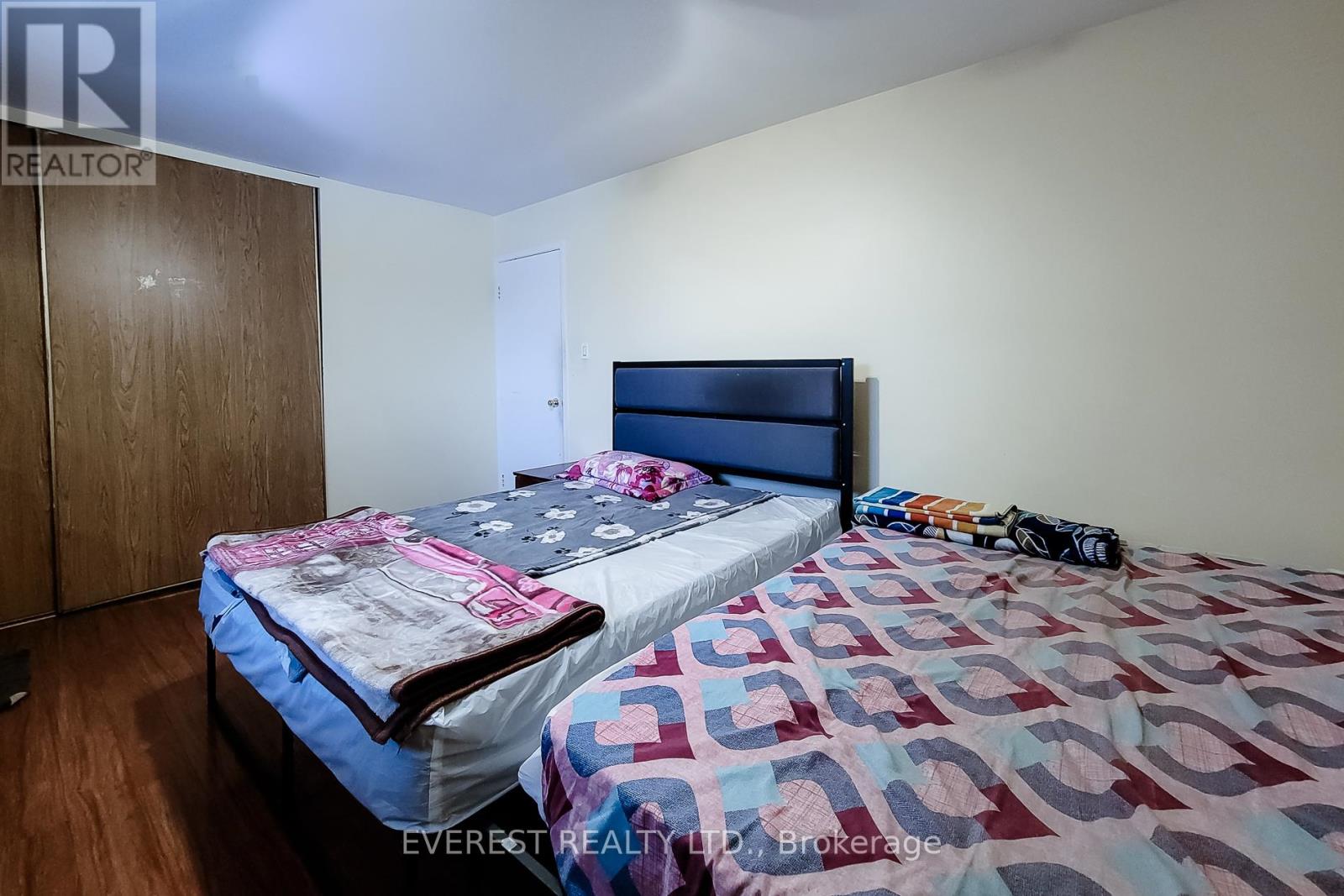 7790 Kittridge Drive, Mississauga, Ontario  L4T 3J6 - Photo 18 - W12642198