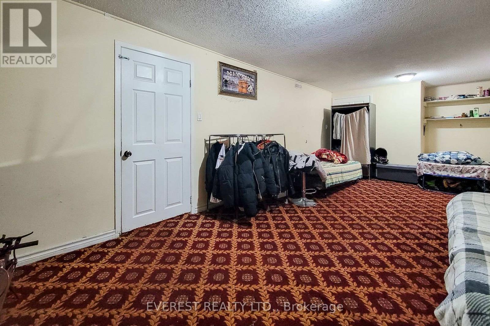 7790 Kittridge Drive, Mississauga, Ontario  L4T 3J6 - Photo 33 - W12642198