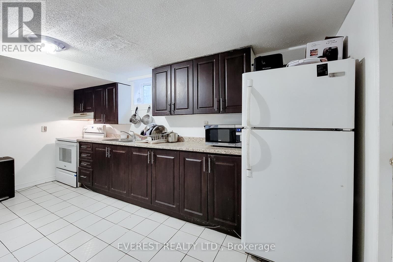 7790 Kittridge Drive, Mississauga, Ontario  L4T 3J6 - Photo 40 - W12642198