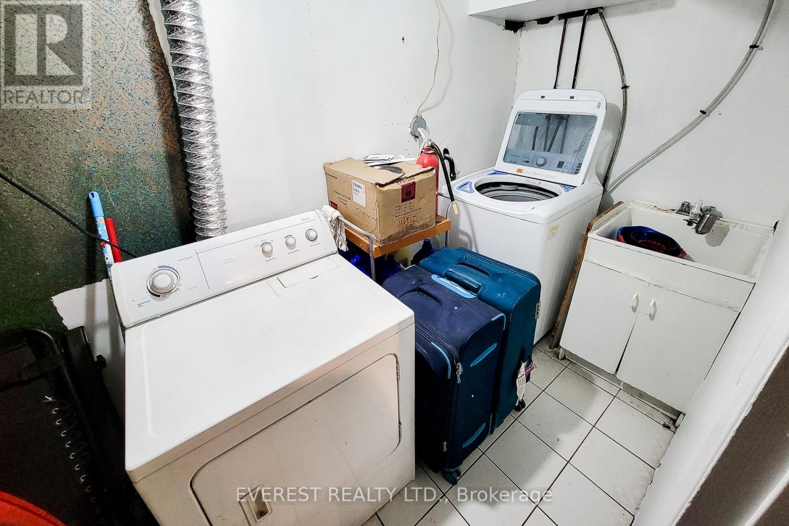 7790 Kittridge Drive, Mississauga, Ontario  L4T 3J6 - Photo 45 - W12642198