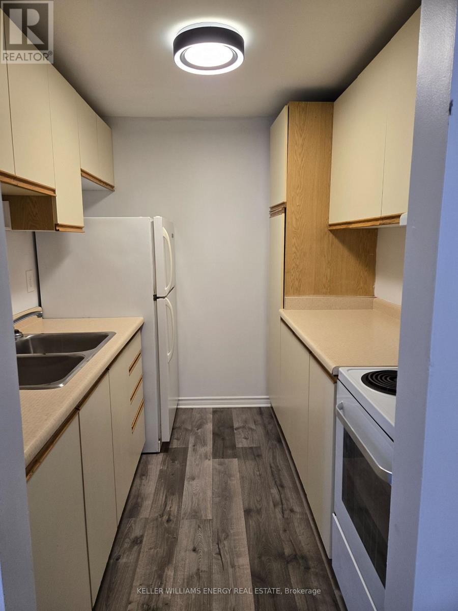 103 - 576 Mary Street E, Whitby, Ontario  L1N 2R3 - Photo 6 - E12642228