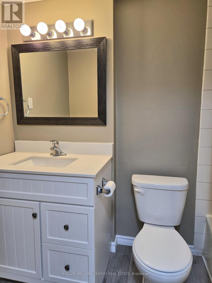 103 - 576 Mary Street E, Whitby, Ontario  L1N 2R3 - Photo 9 - E12642228