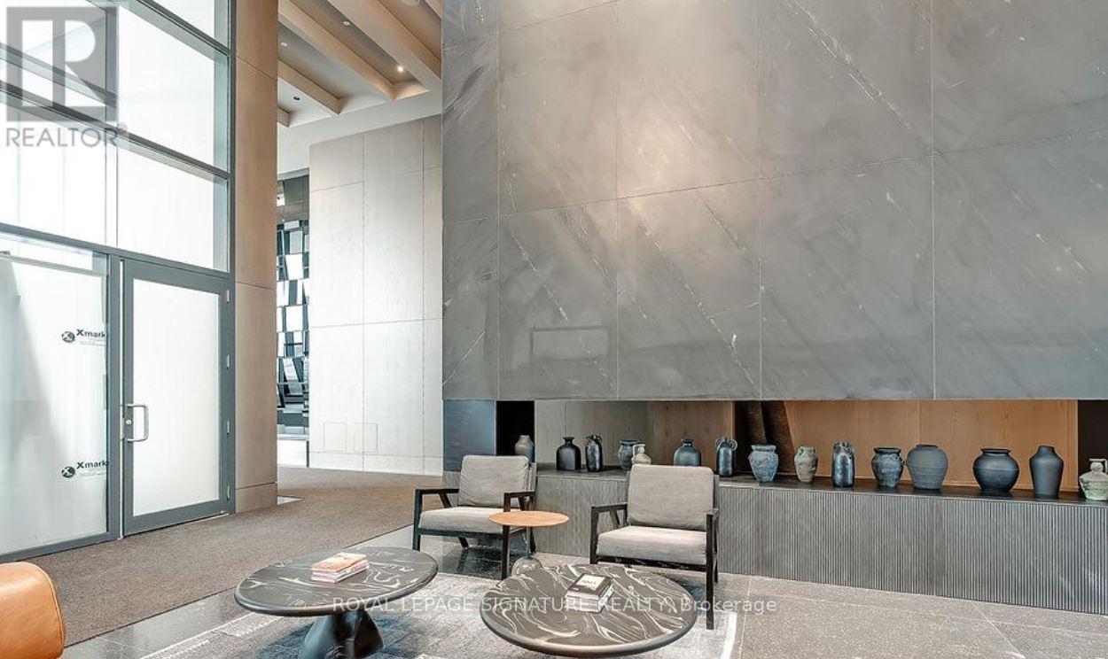 4710 - 8 Interchange Way, Vaughan, Ontario  L4K 5Z7 - Photo 8 - N12637268