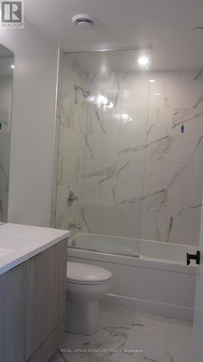 4710 - 8 Interchange Way, Vaughan, Ontario  L4K 5Z7 - Photo 5 - N12637268