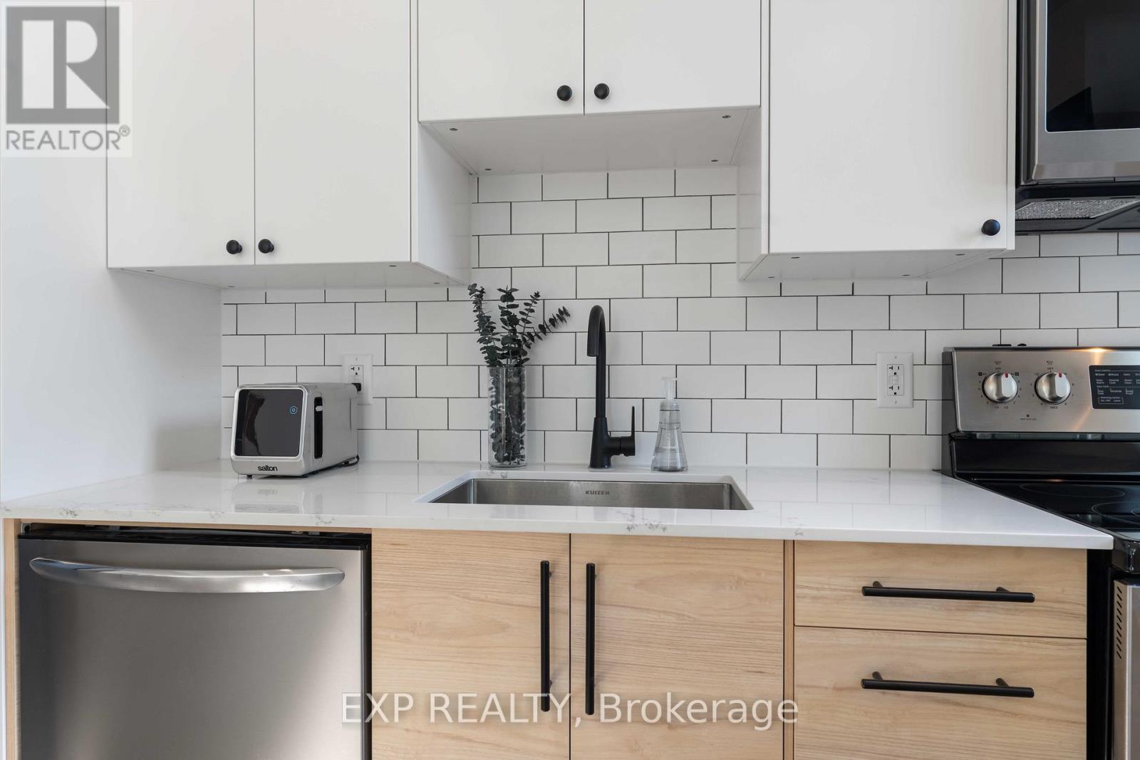 844 Connaught Avenue, Ottawa, Ontario  K2B 5M4 - Photo 31 - X12642220