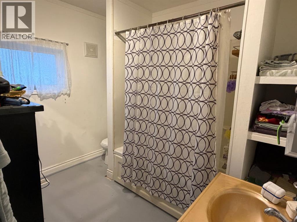 4910 44 Street, Camrose, Alberta  T4V 1C2 - Photo 14 - A2274680