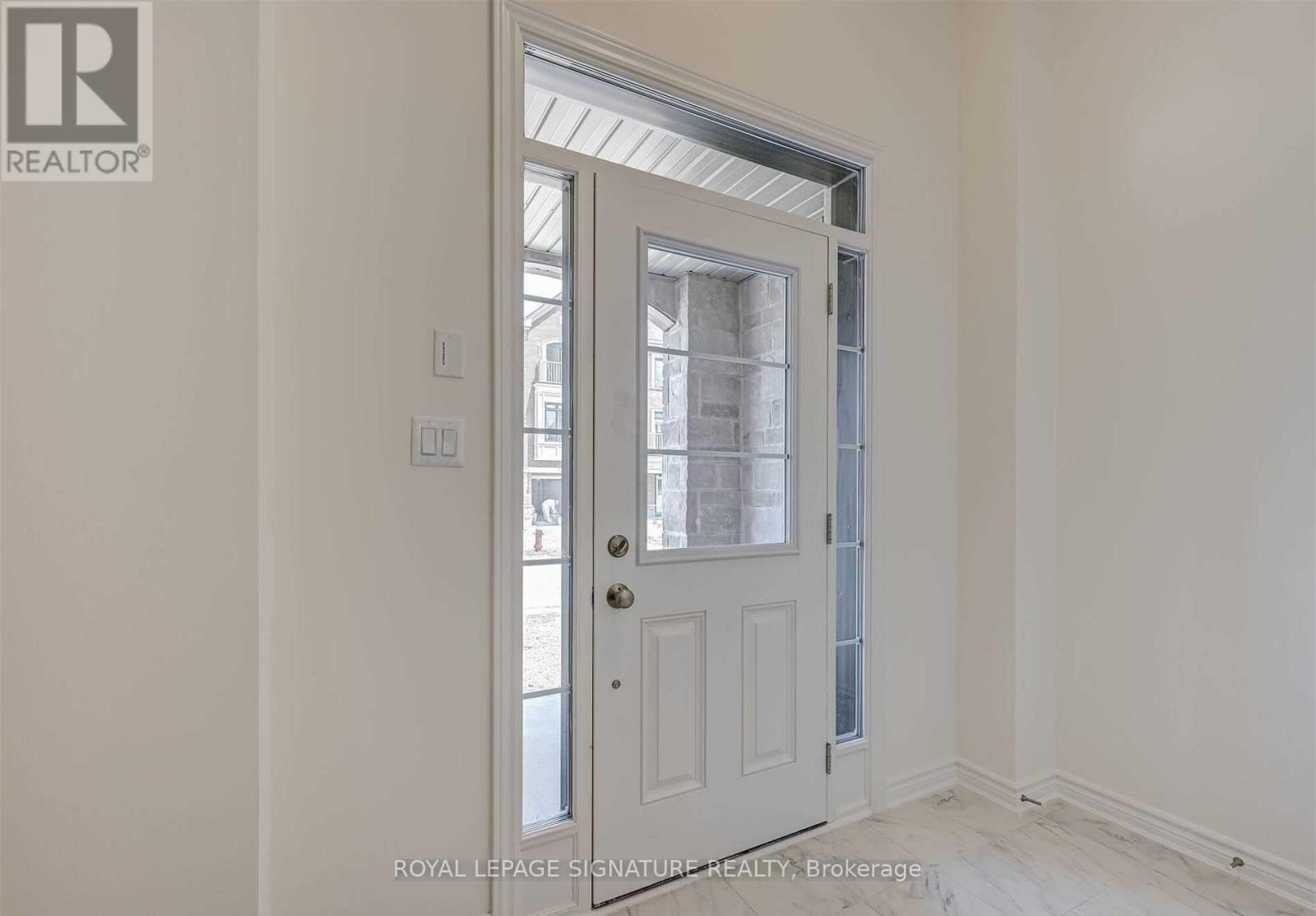 1183 Restivo Lane, Milton, Ontario  L9T 2X5 - Photo 4 - W12615158