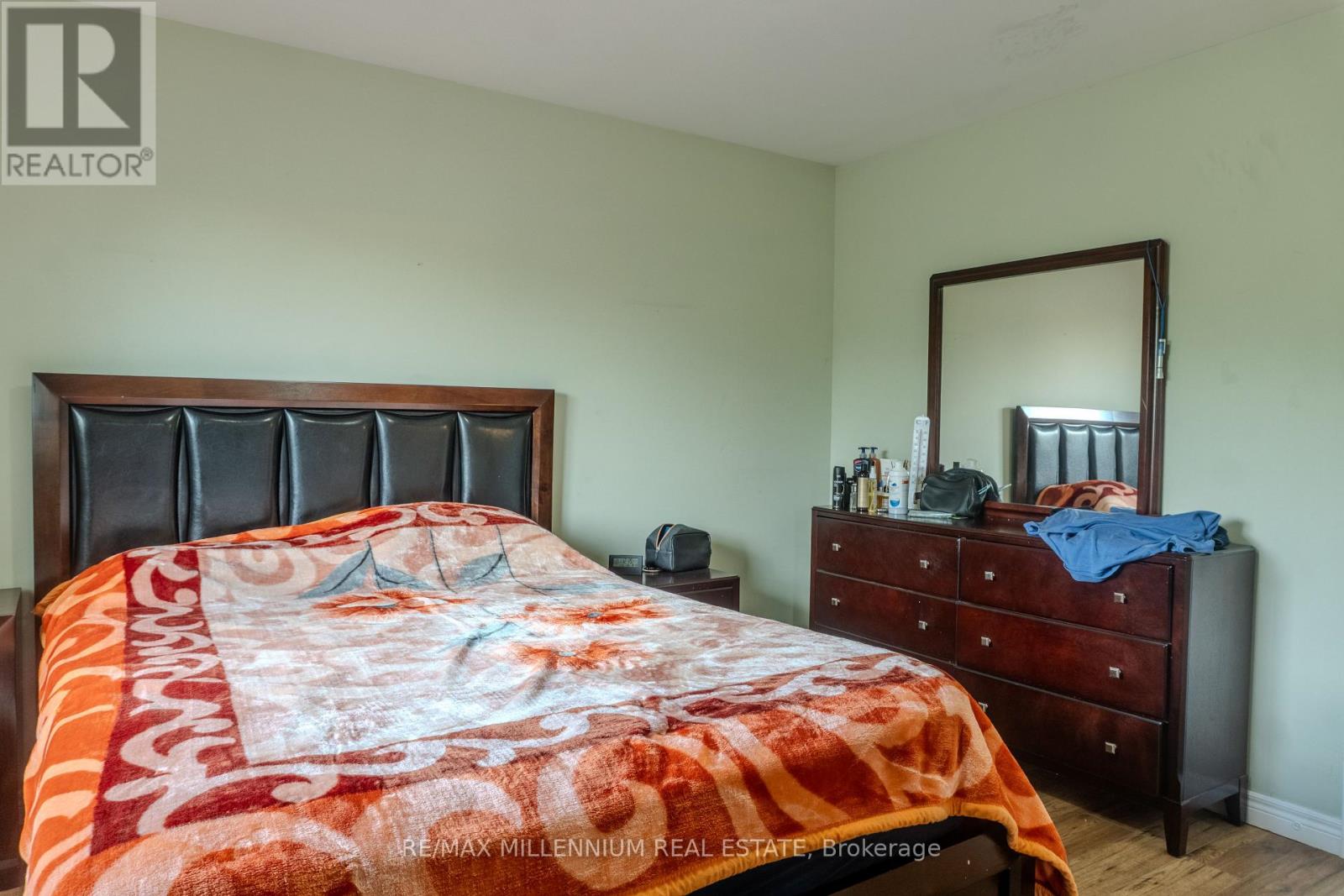 185 Elm Avenue, Windsor, Ontario  N9A 5G9 - Photo 10 - X12642230