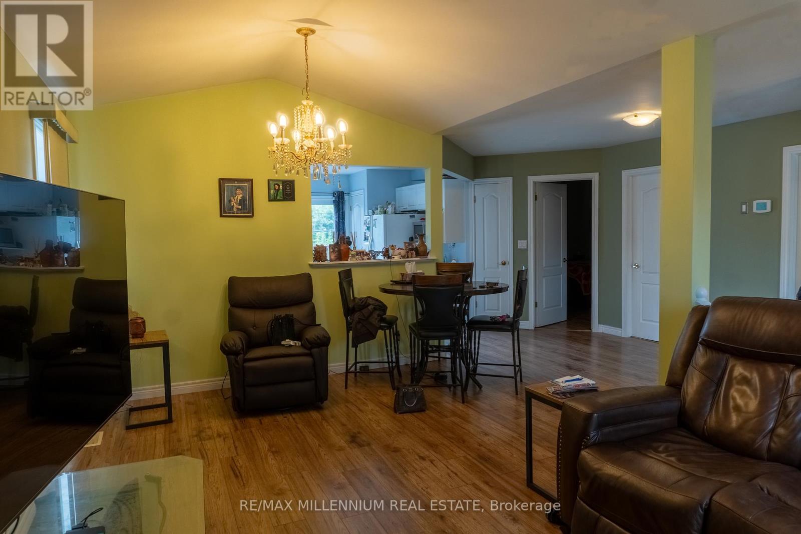 185 Elm Avenue, Windsor, Ontario  N9A 5G9 - Photo 6 - X12642230