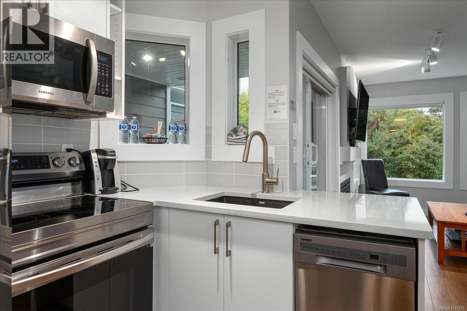 712 1600 Stroulger Rd, Nanoose Bay, British Columbia  V9P 9B7 - Photo 9 - 1017295