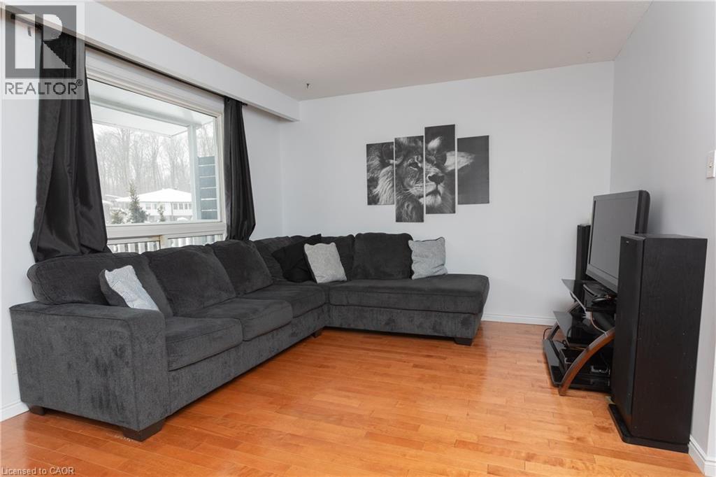 124 Dalegrove Drive, Kitchener, Ontario  N2M 2G5 - Photo 5 - 40794564